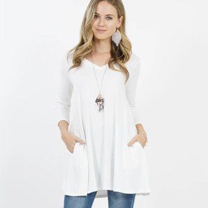 PREMIUM FABRIC 3/4 SLEEVE V-NECK FLARED TOP WITH SIDE POCKETS